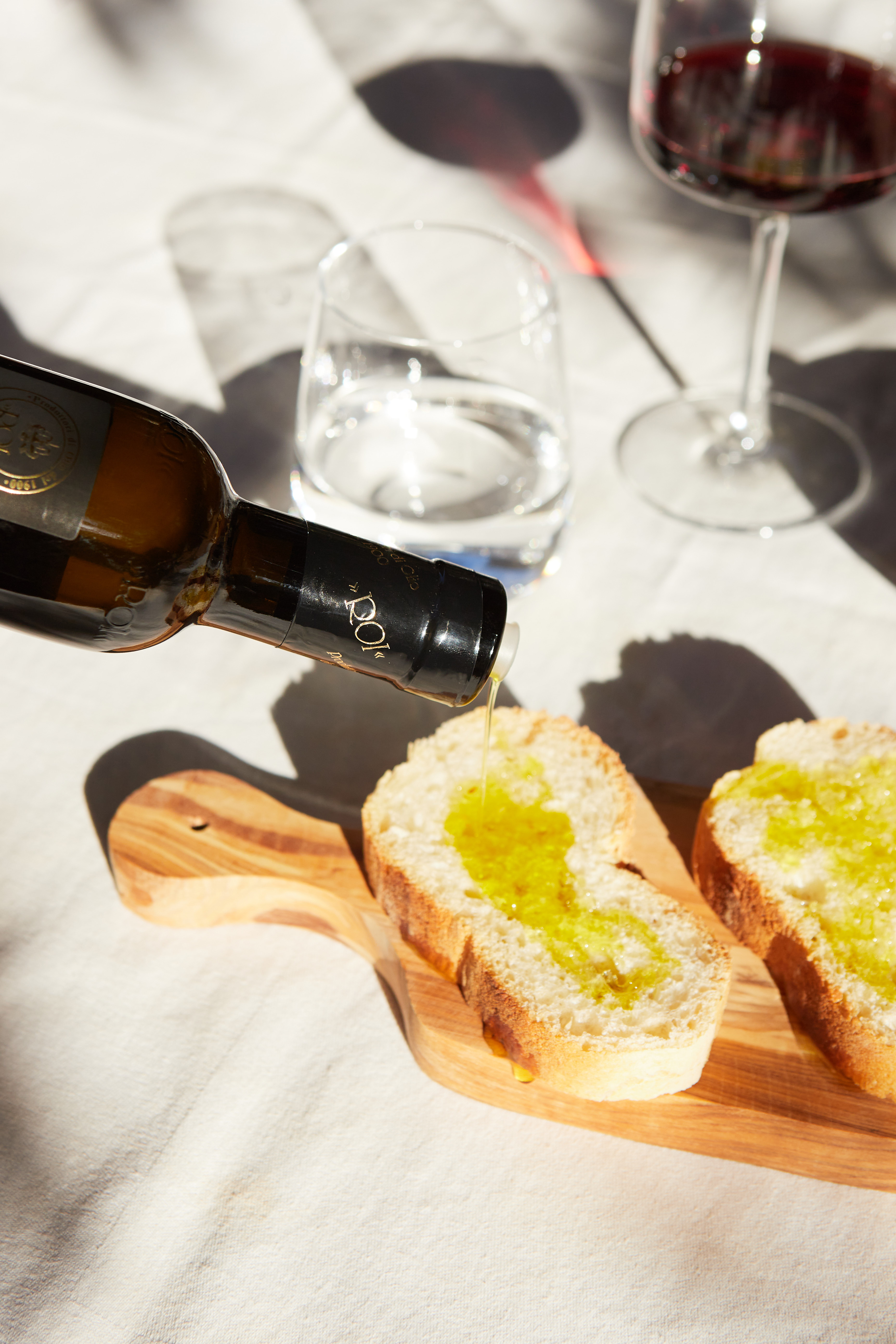 olio-roi-monocultivar-taggiasca-olio-evo-250ml image 3