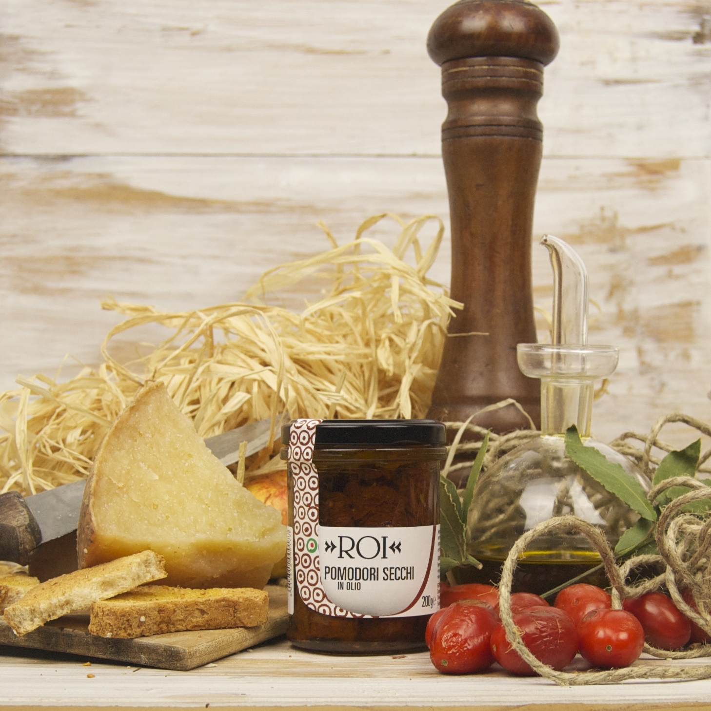 olio-roi-pomodori-secchi-interi-in-olio-200-g image 2