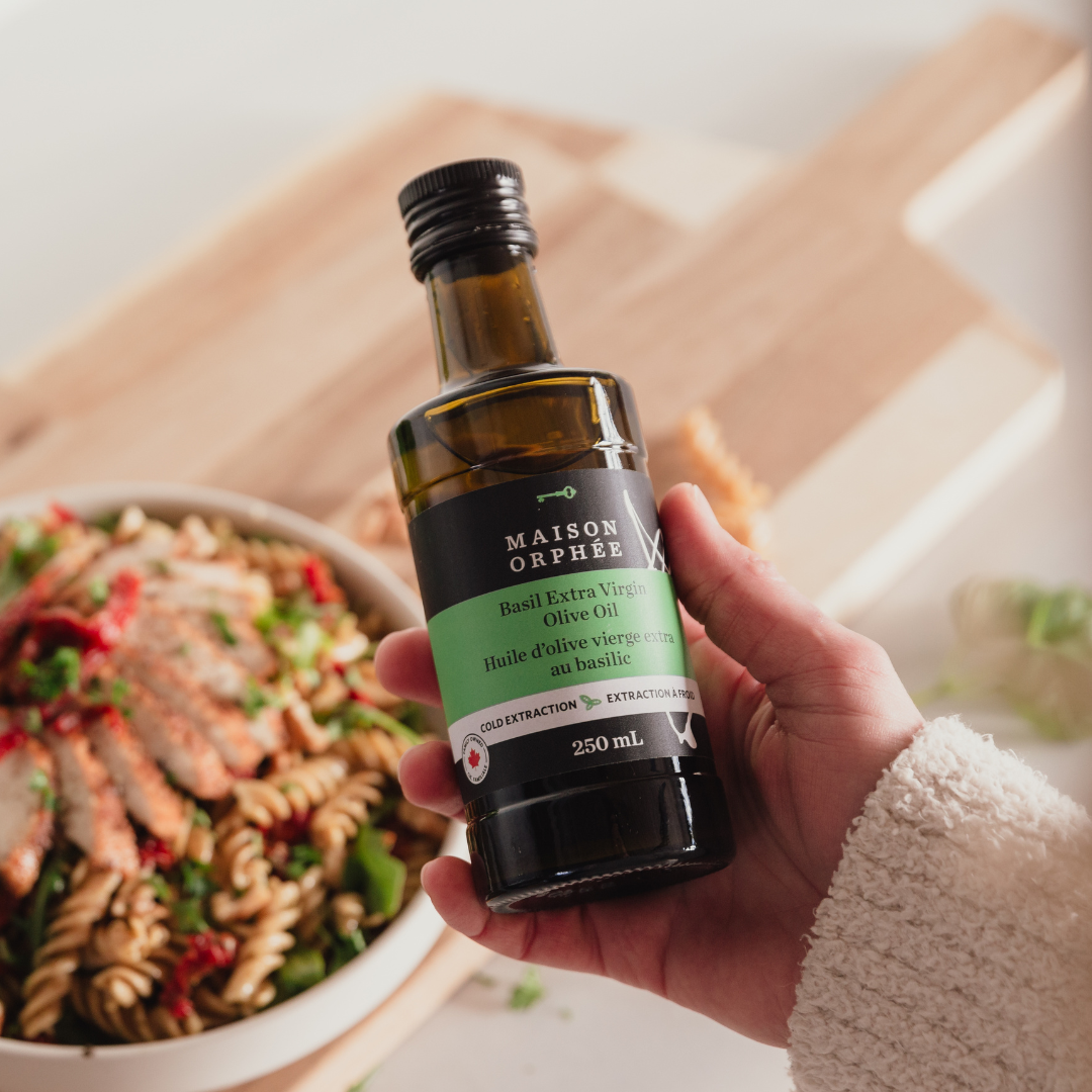 maison-orph-e-basil-olive-oil-olio-extra-vergine-di-oliva-al-basilico image 3